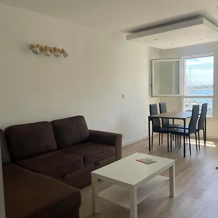Super Entierement Renove Avec Vue Port