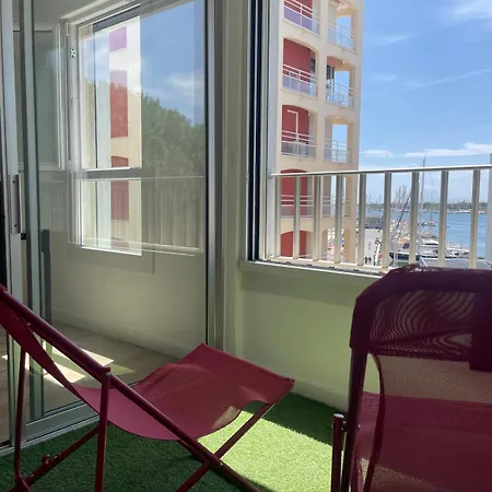 아파트 Super Entierement Renove Avec Vue Port